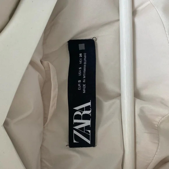 Zara Puffer Jacket - Picture 2 of 2